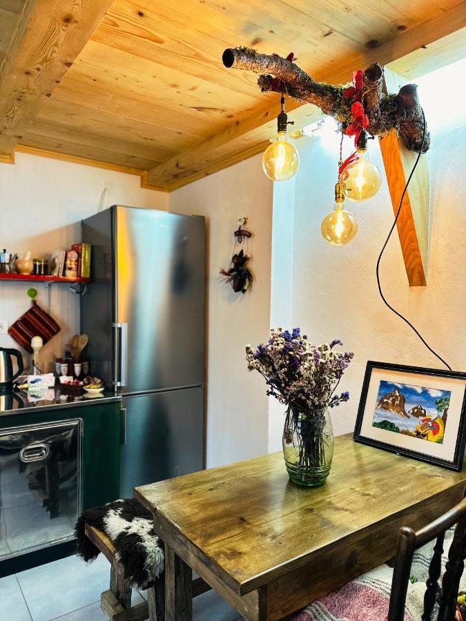 My Wooden Apartments Tiranë Ngoại thất bức ảnh