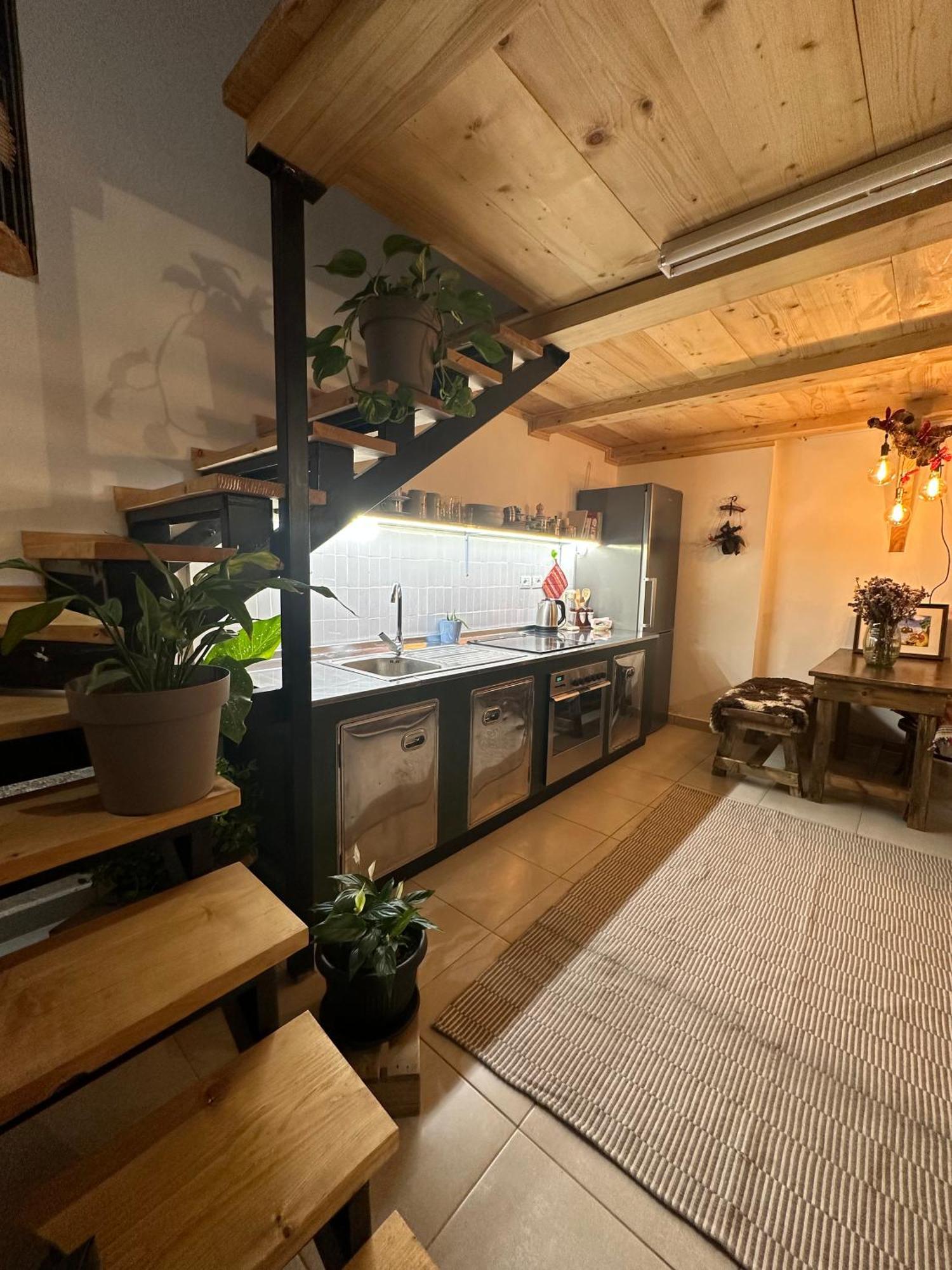 My Wooden Apartments Tiranë Ngoại thất bức ảnh